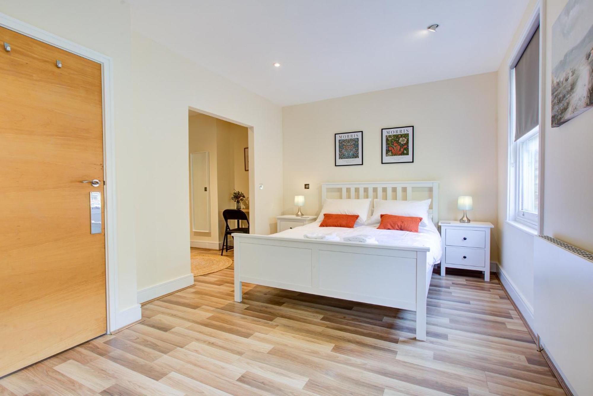 Stunning 4 Bedroom House Londres