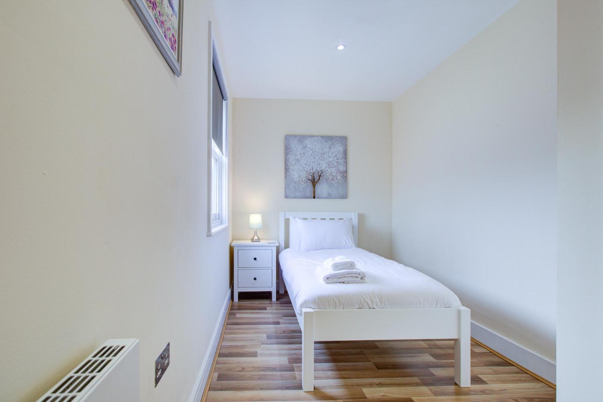 Stunning 4 Bedroom House * Londres
