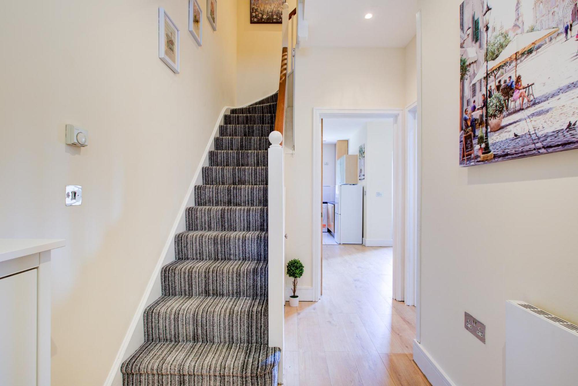 Сasa de vacaciones Stunning 4 Bedroom House Londres