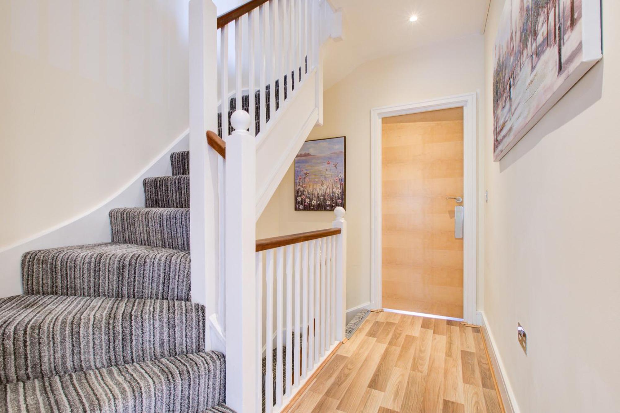 Stunning 4 Bedroom House * Londres